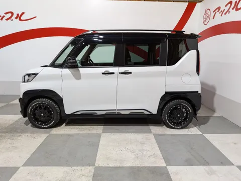 Mitsubishi Delica Mini