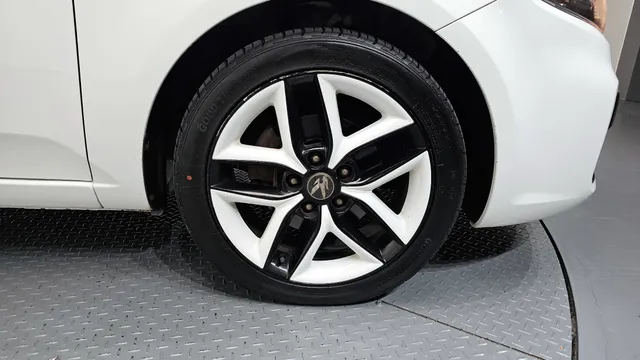 Kia Cerato (Forte)