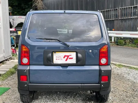 Daihatsu Naked
