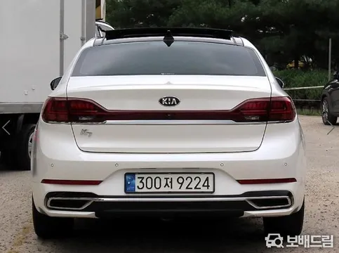 Kia K7
