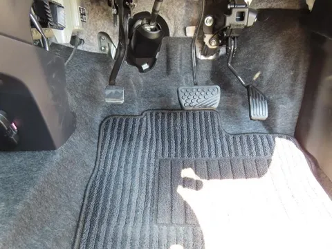 Daihatsu Mira Tocot