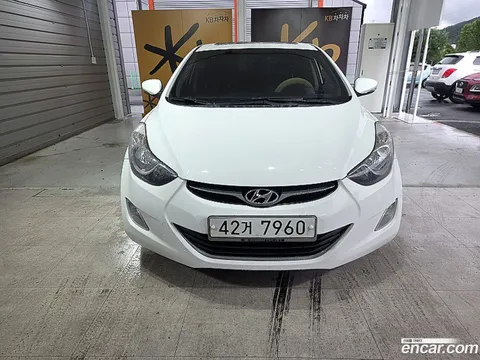Hyundai Elantra (Avante)