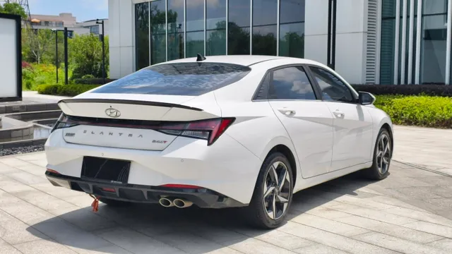 Hyundai Elantra (Avante)