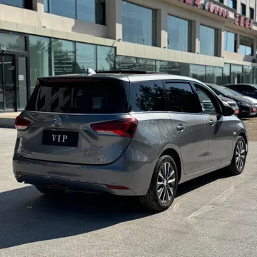 Buick GL6