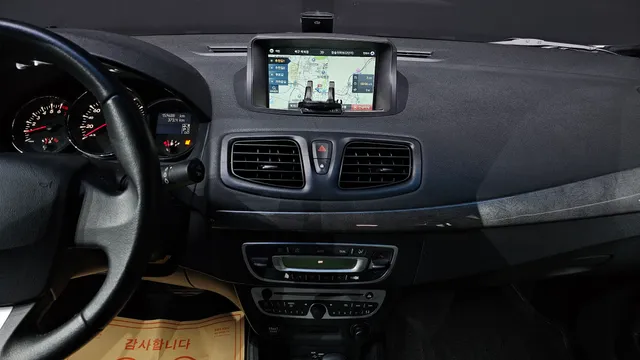 Renault SM3