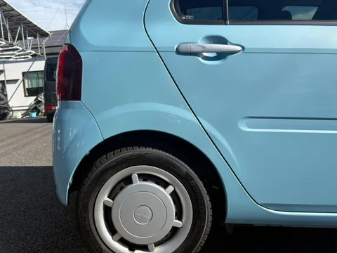 Daihatsu Mira Tocot