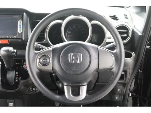 Honda N-BOX Slash