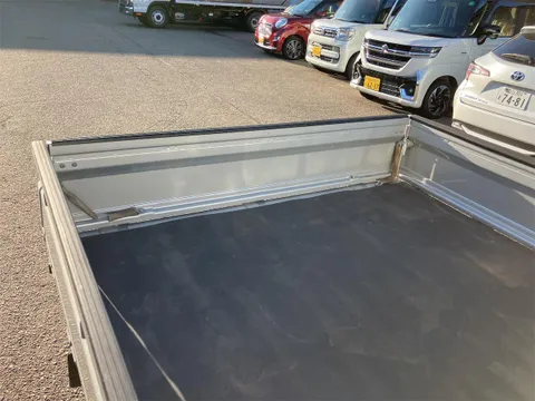 Suzuki Carry Track