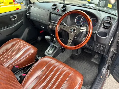 Nissan KIX