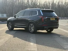 Cadillac XT6