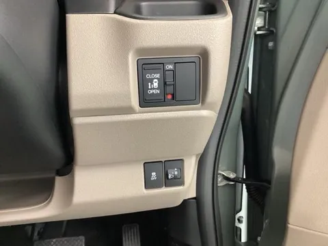 Honda N-BOX Joy