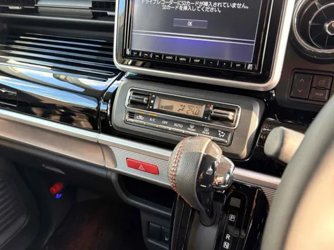 Suzuki Spacia Custom