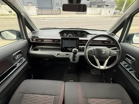 Suzuki Wagon R Stingray