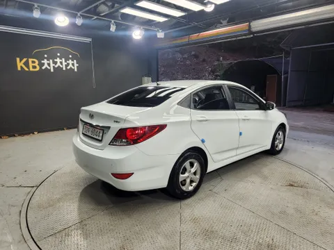 Hyundai Accent