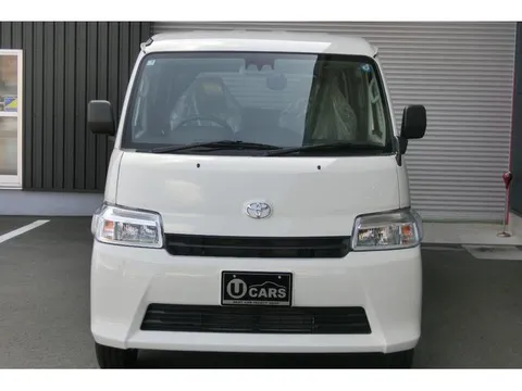 Toyota TownAce Van