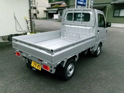 Nissan Clipper Truck