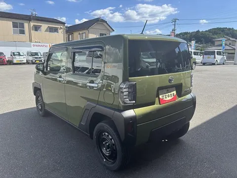 Daihatsu Taft