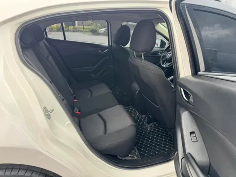 Mazda Mazda 3