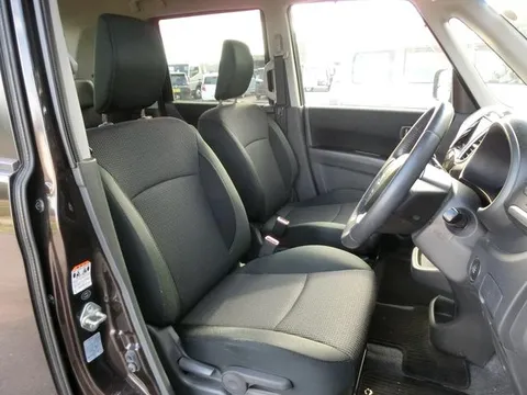 Mitsubishi Delica D:2