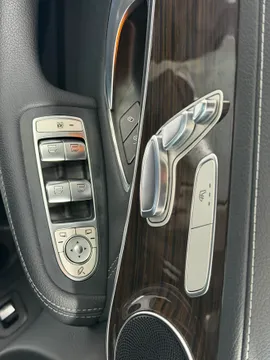 Mercedes-Benz Mercedes-Benz GLC