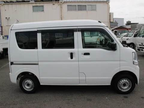 Nissan Clipper