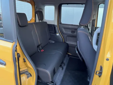 Suzuki Spacia Gear