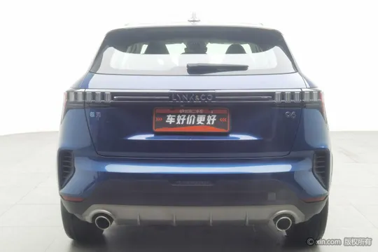 Lynk & Co 06