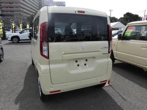 Suzuki Spacia
