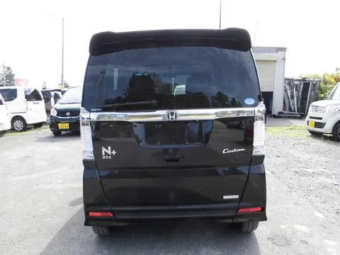 Honda N-BOX Plus