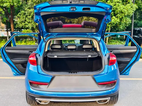 Geely Emgrand GS