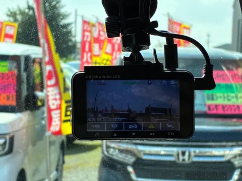 Toyota Pixis Mega