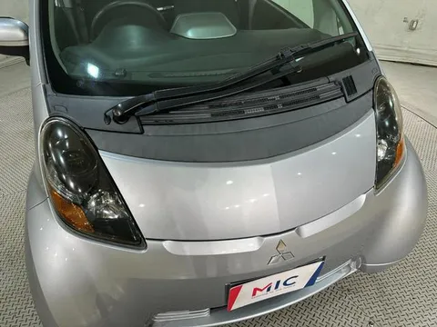 Mitsubishi I