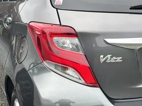 Toyota Yaris (Vitz)