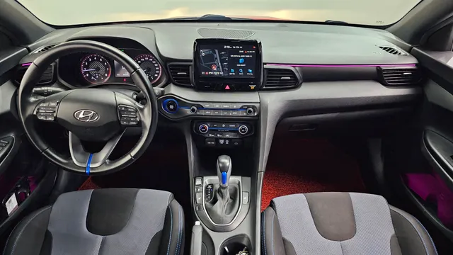 Hyundai Veloster