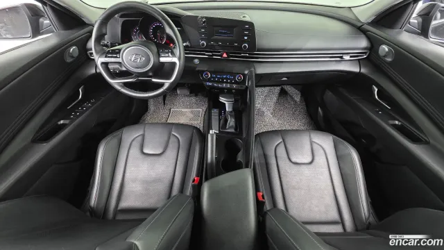 Hyundai Elantra (Avante)