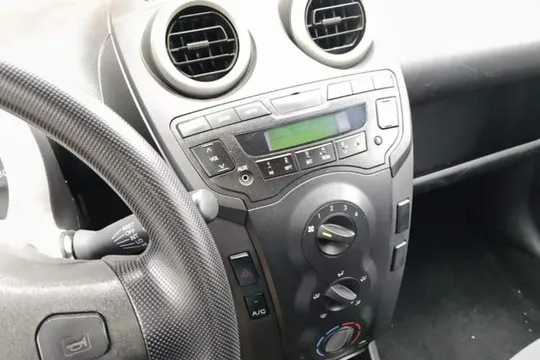 BYD F0