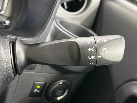 Daihatsu Mira Tocot