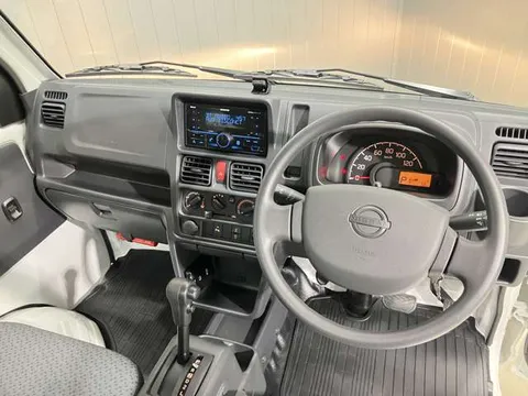 Nissan Clipper Truck