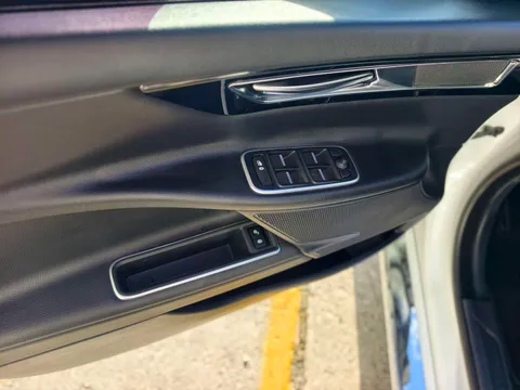 Jaguar XEL