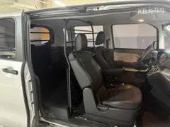 Kia Deluxe