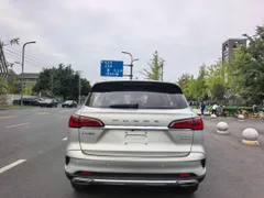Roewe RX5