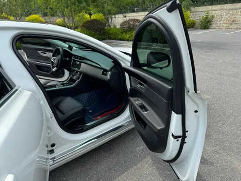 Jaguar XFL