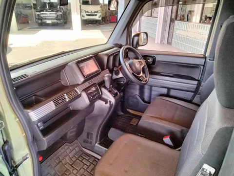 Honda N-VAN Plus Style