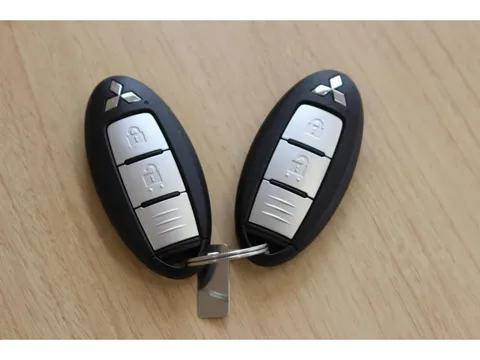 Mitsubishi eK X