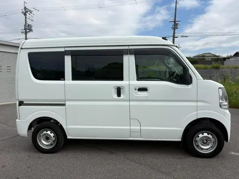 Nissan Clipper