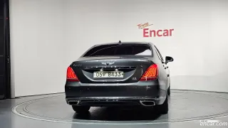 Genesis G90 (EQ900)