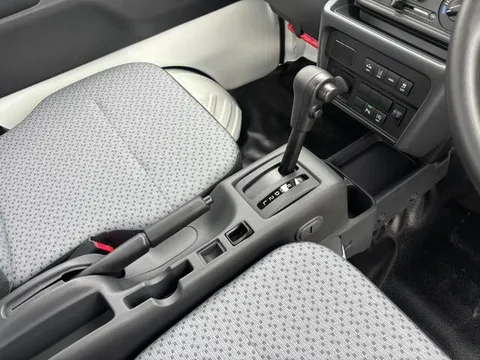 Nissan Clipper Truck