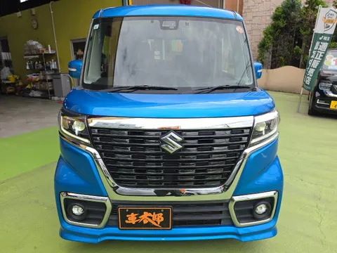 Suzuki Spacia Custom