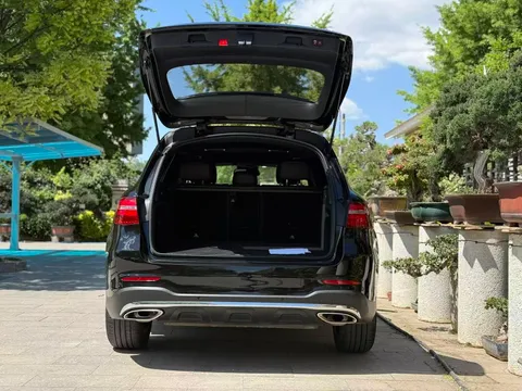 Mercedes-Benz Mercedes-Benz GLC