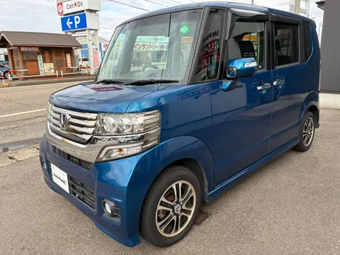 Honda N-BOX Custom